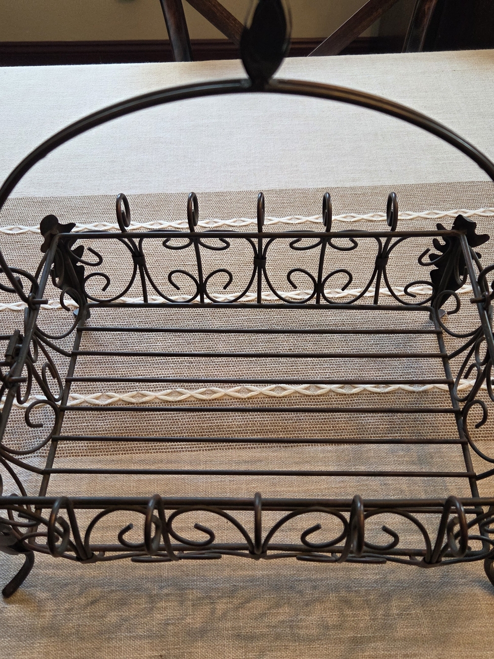 SOUTHERN LIVING AT HOME Wrought Iron Decorative Serving Basket - Dark Bronze